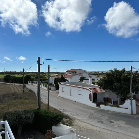 Casa de Férias 105 - A Vivenda Atouguia Da Baleia